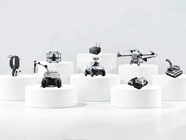Tianjin Weide Aviation, 현장 협력을 심화하고 궤도/바퀴 섀시 및 벽 등반 로봇에 대한 여러 실제 프로젝트를 시작